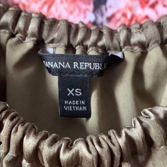 - Banana Republic Blouse XS - Picture 4 of 4